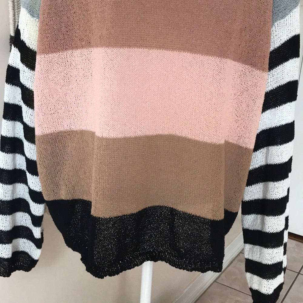 Striped Pattern Colorful Oversized Shirt/Sweater - Picture 3 of 4